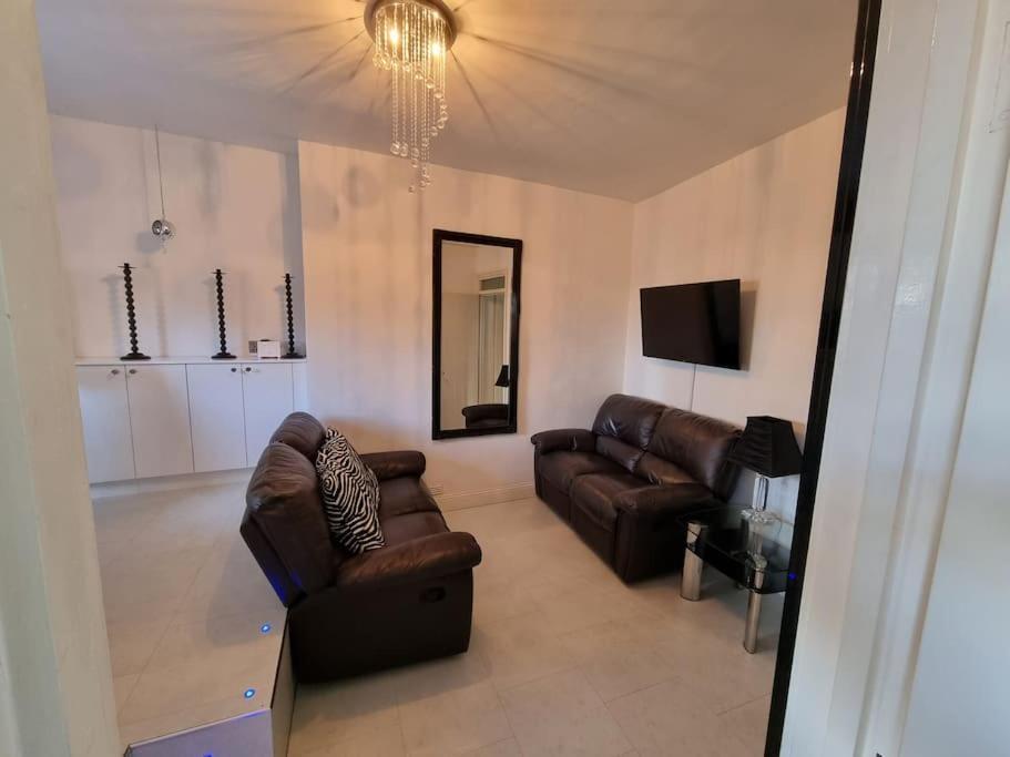 Beautiful Apartment In The Heart Of Rochester 罗切斯特 外观 照片