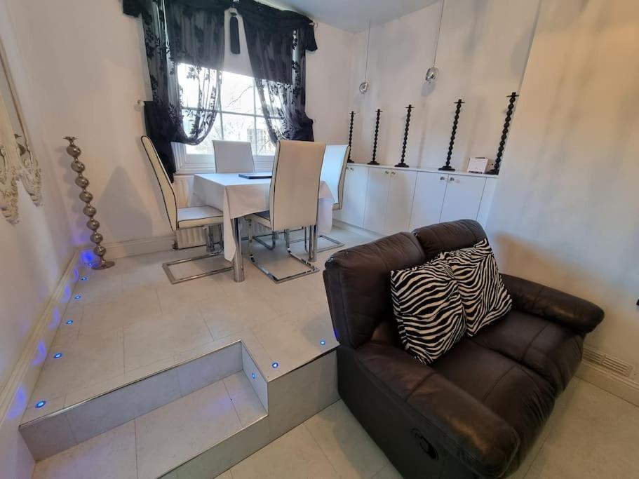 Beautiful Apartment In The Heart Of Rochester 罗切斯特 外观 照片