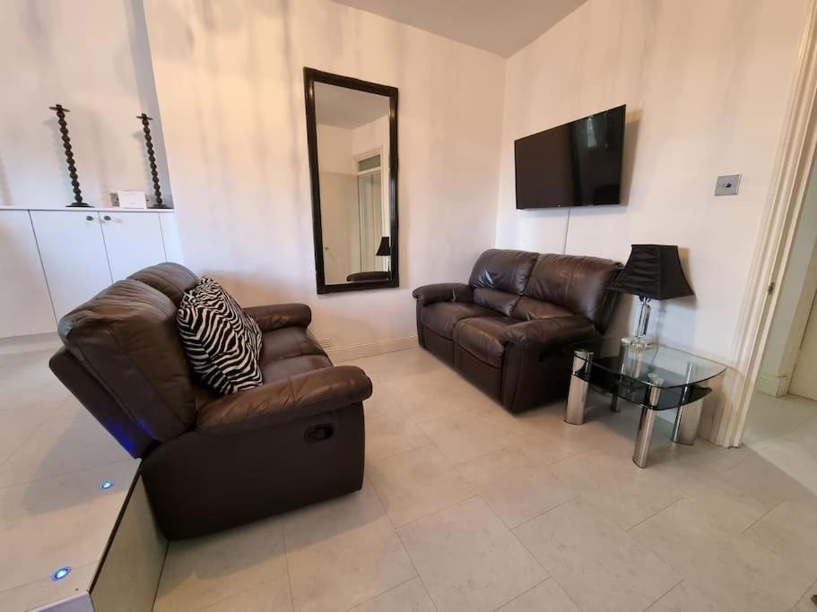 Beautiful Apartment In The Heart Of Rochester 罗切斯特 外观 照片